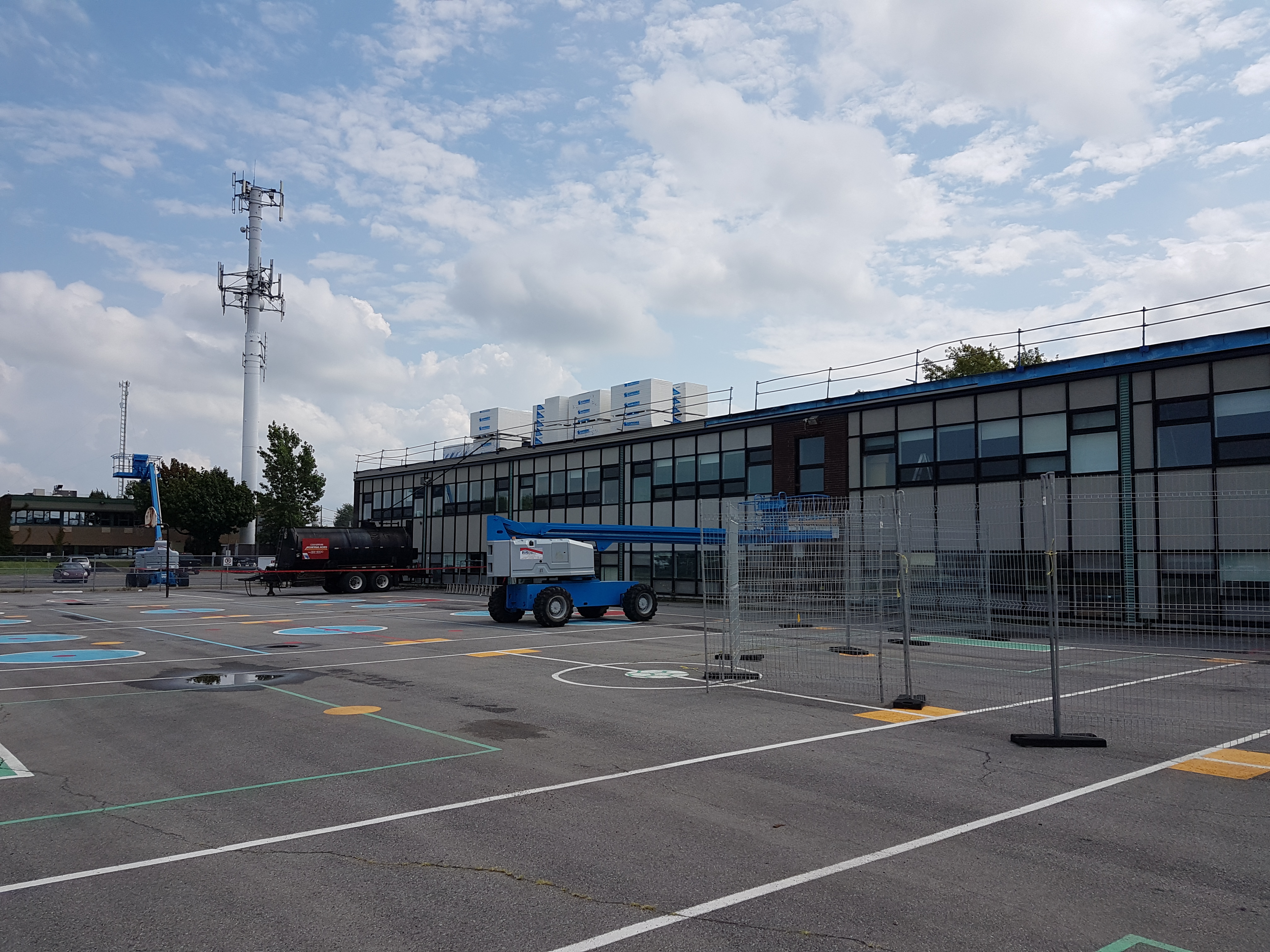 C.S. des Grandes Seigneuries Réfection du bâtiment et travaux connexes à l’École Jean XXIII